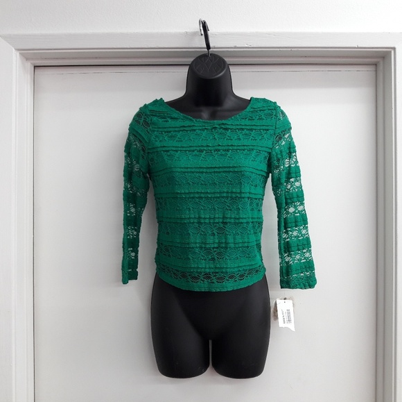 Belle de jour Tops - belle du jour